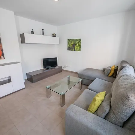 Agi Trinidad Apartament Roses